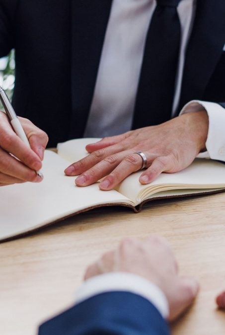 d595fbce-906f-42a8-9ab3-d9c87e529371